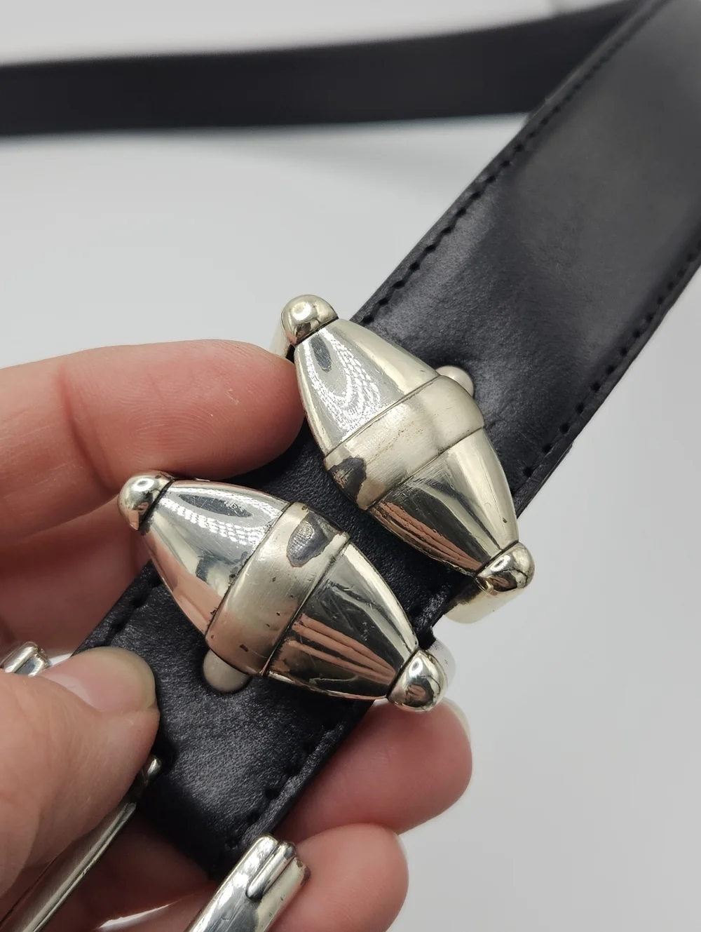 Nanni Italy black leather belt with silver tone buckle size 34